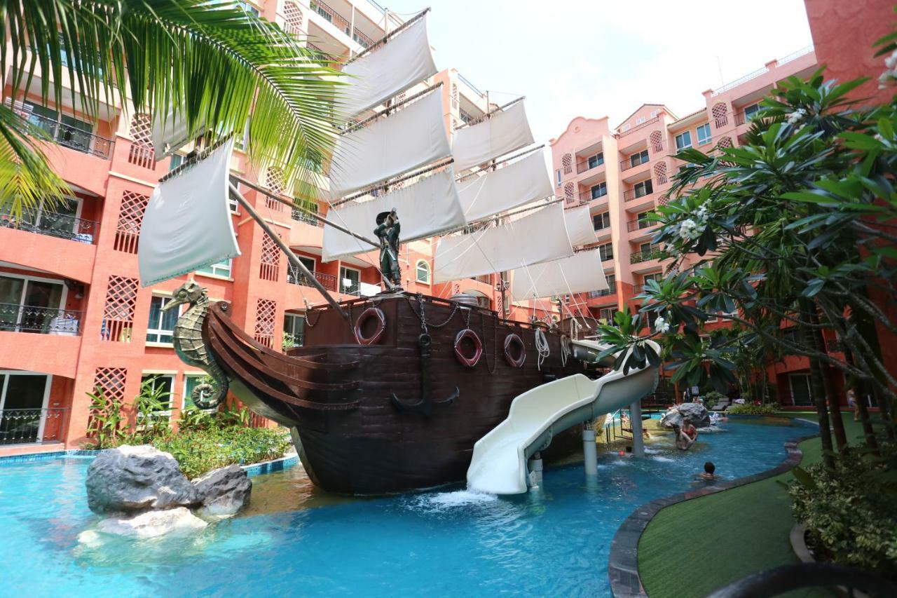 Seven Seas Condo Resort By Jay Jay Praia de Jomtien Exterior foto