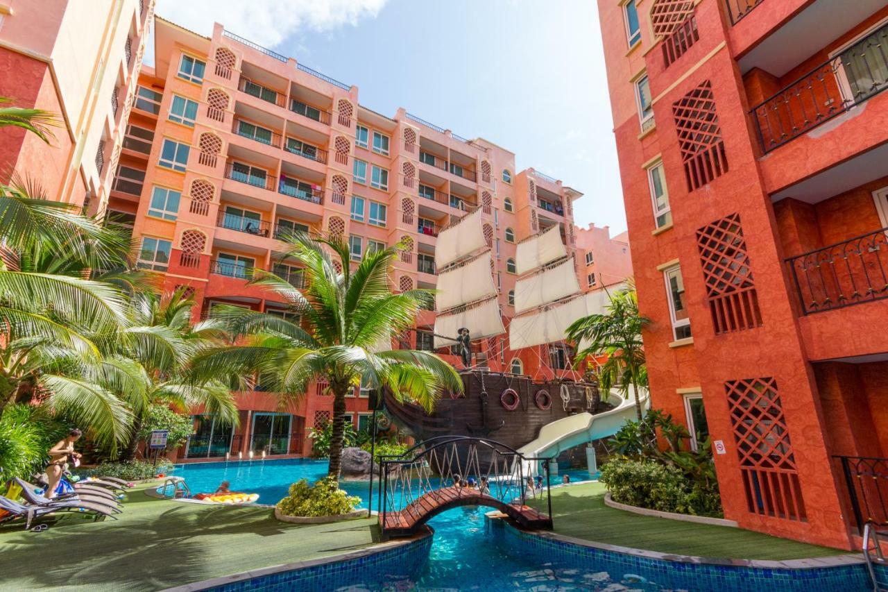 Seven Seas Condo Resort By Jay Jay Praia de Jomtien Exterior foto